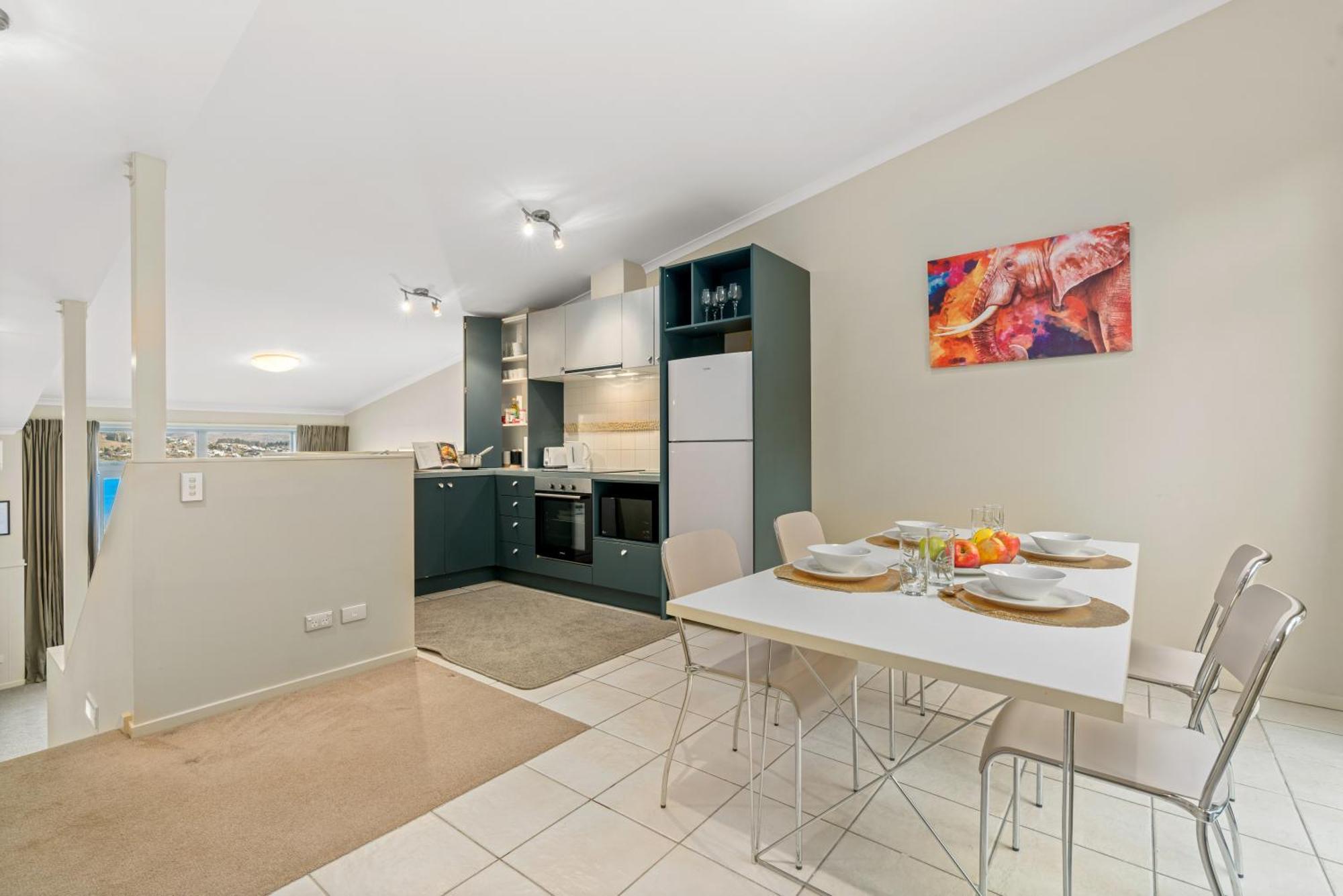 2-Bedroom Apartment With Lake & Mountain View - Beechwood Distretto di Distretto di Queenstown Esterno foto